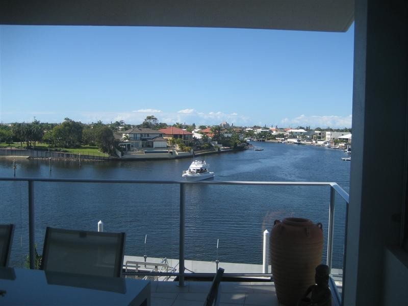 36/51 Grand Parade, Kawana Island QLD 4575