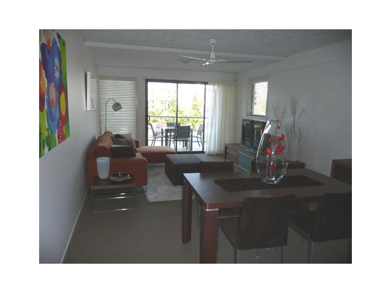 13/10 Grand Parade, Kawana Island QLD 4575