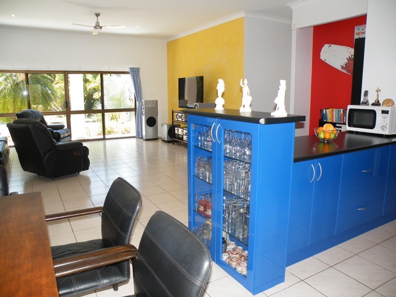 63 Terebra Street, Palm Cove QLD 4879