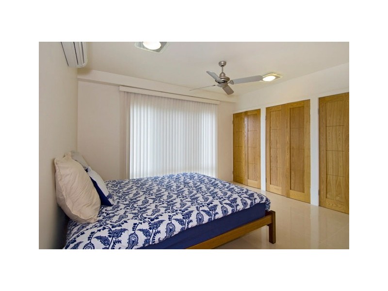 18 Savannah Street, Palm Cove QLD 4879