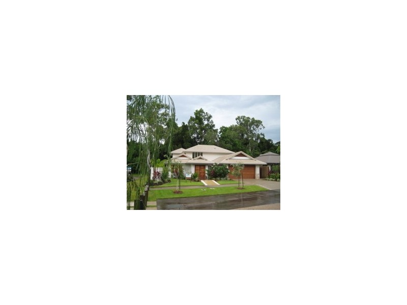 1 Muller Street, Palm Cove QLD 4879
