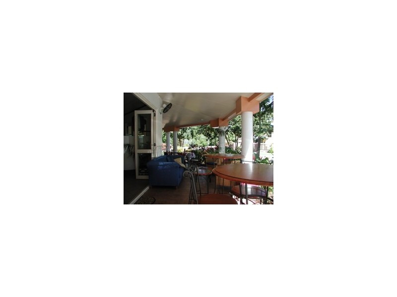 14 Clifton Road, Clifton Beach QLD 4879