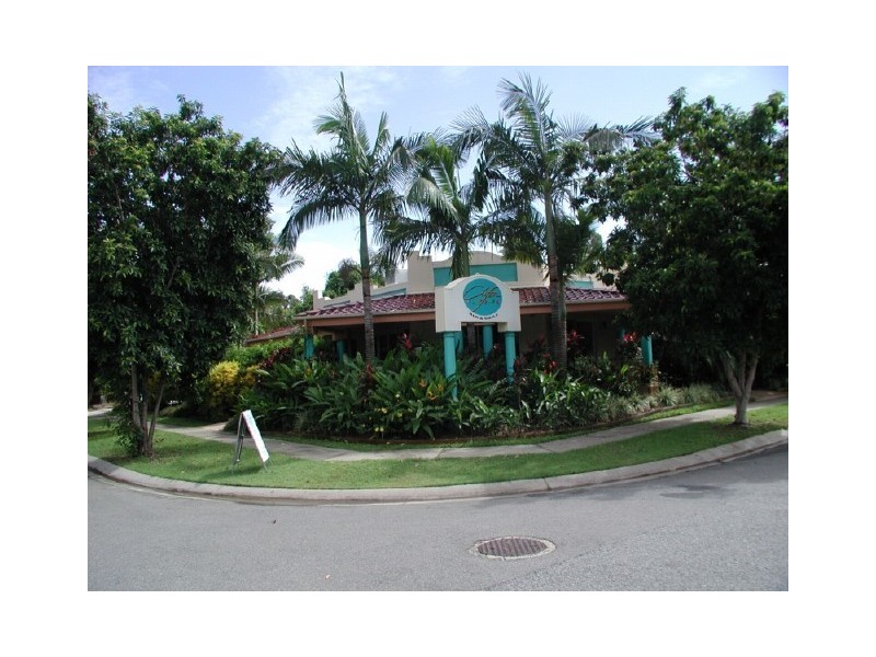 14 Clifton Road, Clifton Beach QLD 4879