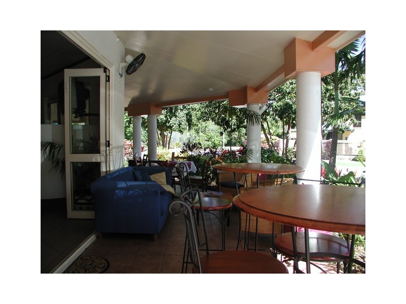 14 Clifton Road, Clifton Beach QLD 4879