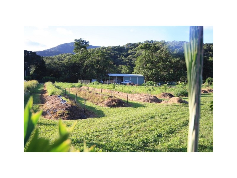 69 Churchill Road, Julatten QLD 4871