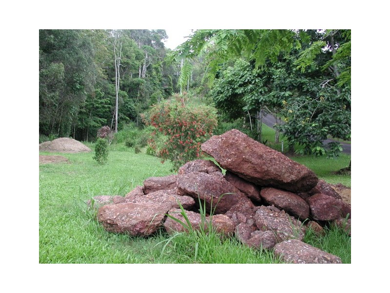 33 Mahogany Avenue, Kuranda QLD 4881