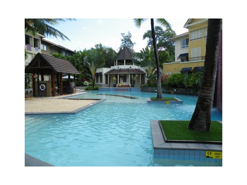 1013/373-379 McLeod Street, Cairns QLD 4870