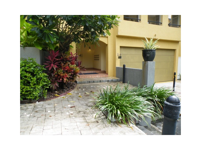 1013/373-379 McLeod Street, Cairns QLD 4870