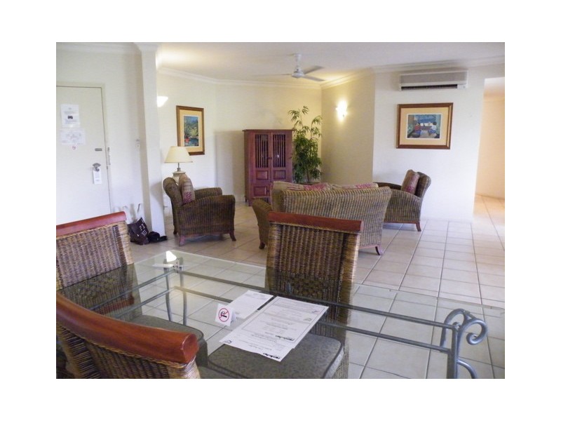 1013/373-379 McLeod Street, Cairns QLD 4870