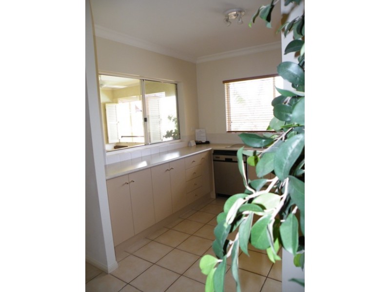 1013/373-379 McLeod Street, Cairns QLD 4870