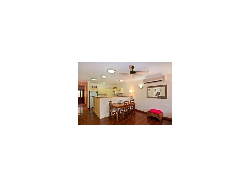 2/9 Hibiscus Lane, Cairns QLD 4870
