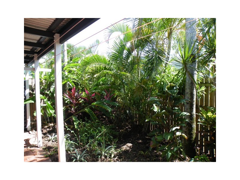 10/389-397 McCoombe Street, Cairns QLD 4870