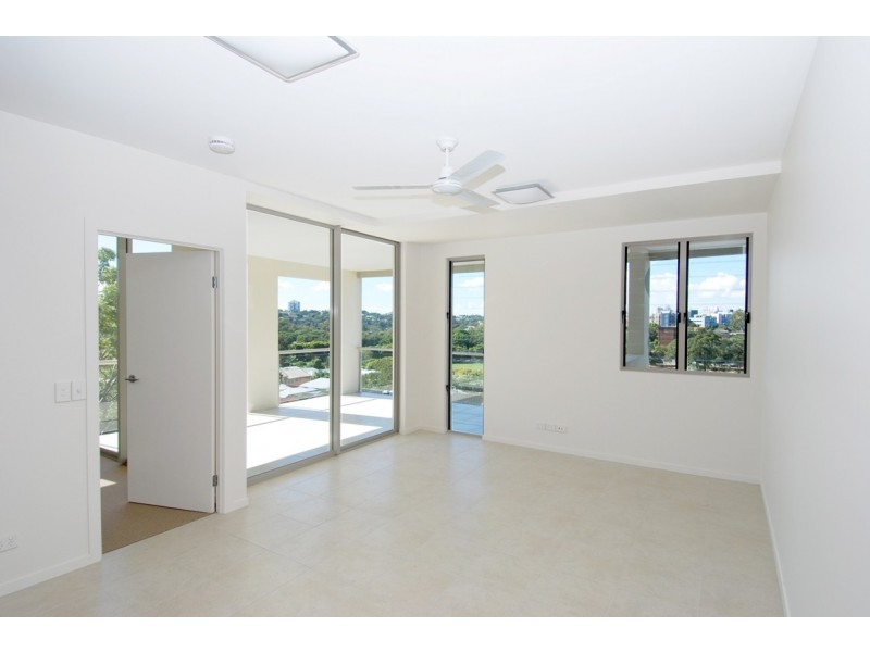 70 -74 Durham Street, St Lucia QLD 4067