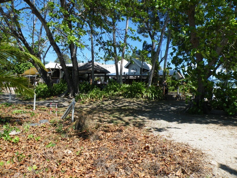 Holloways Beach QLD 4878