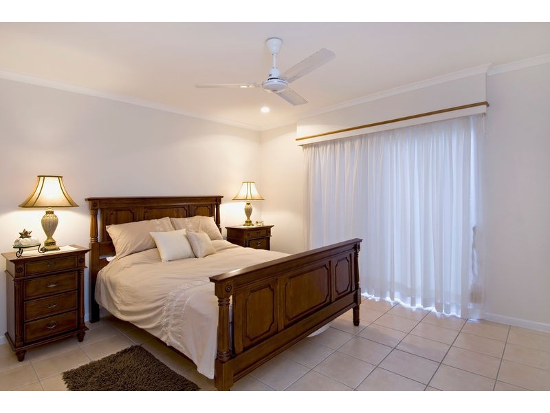 10 Whitehaven Court, Clifton Beach QLD 4879