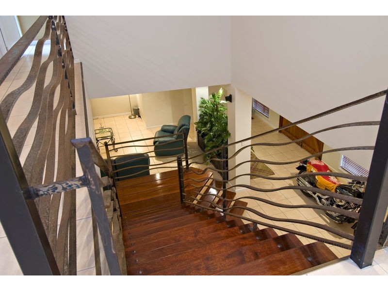 10 Whitehaven Court, Clifton Beach QLD 4879