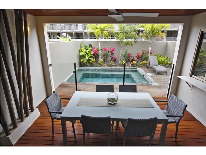 Cairns QLD 4870