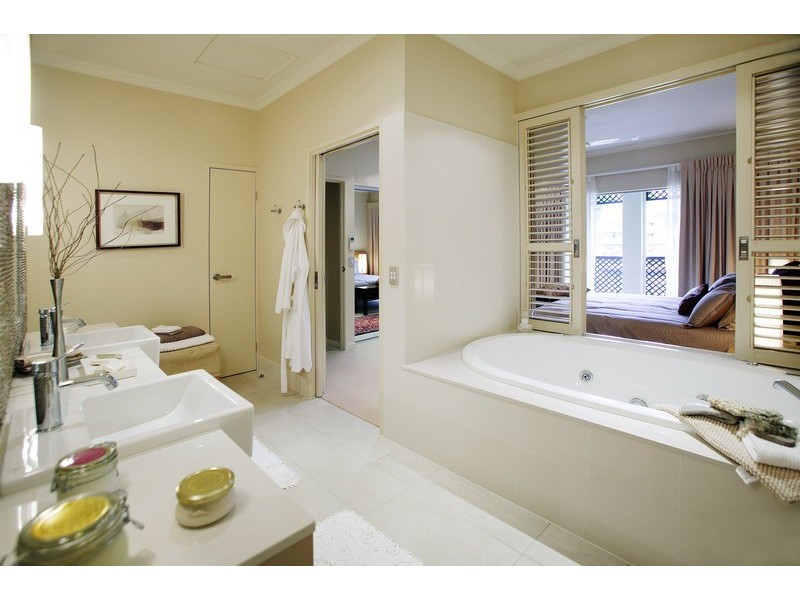 102/12 Gregory Street, Cairns QLD 4870