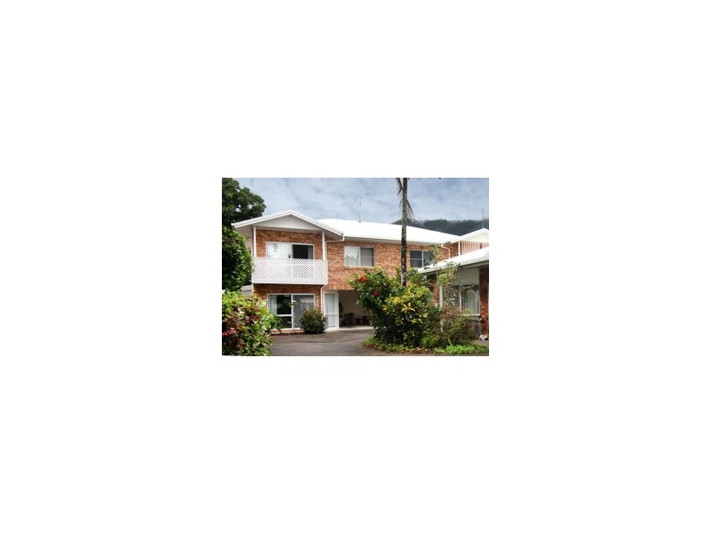4/11 Callaghan Street, Mooroobool QLD 4870