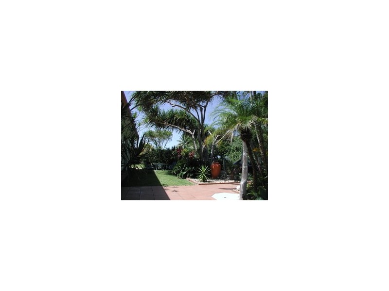 130 Marine Parade, Newell QLD 4873