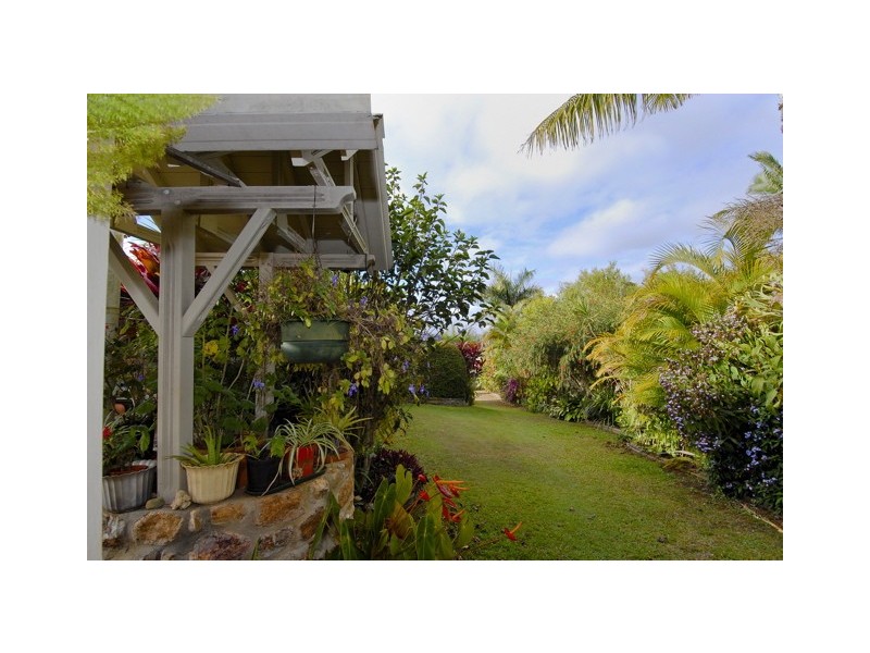 17 Currawong Avenue, Yungaburra QLD 4884