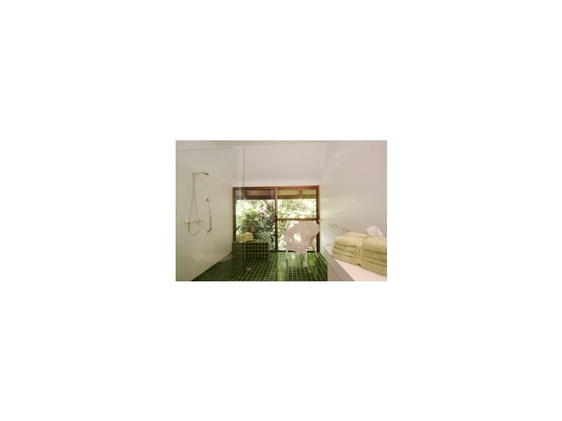 19-21 Satellite Street, Clifton Beach QLD 4879