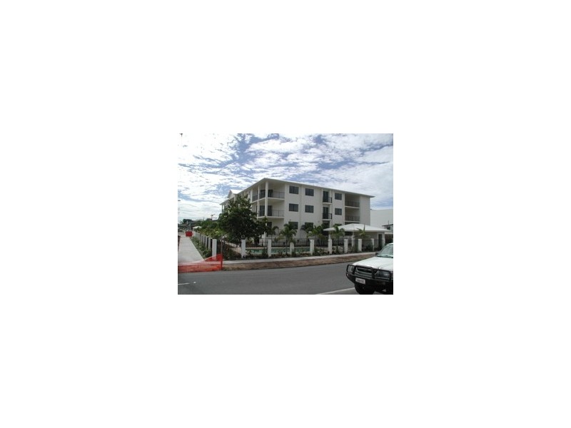 9/15-17 Minnie Street, Cairns City QLD 4870