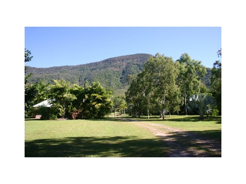 Port Douglas QLD 4877