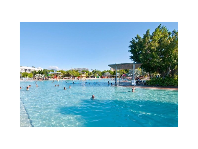 616/53-57 Esplanade, Cairns QLD 4870