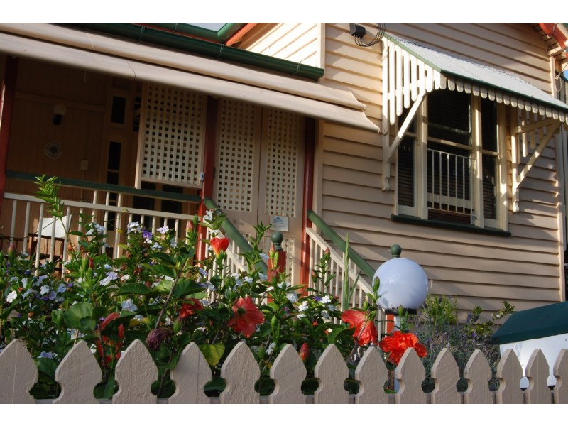 2 Mars Street, Wilston QLD 4051