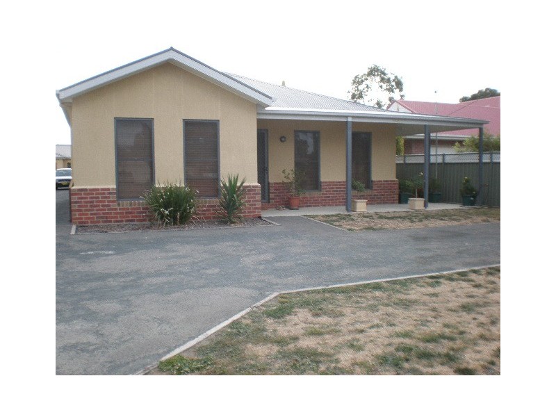 2,3,6,7/40 Punt Road, Barham NSW 2732