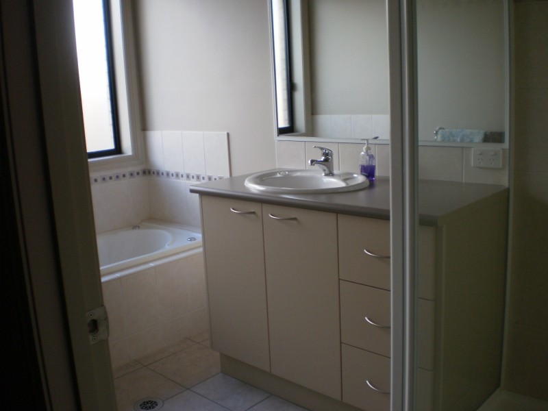 34 Linton Park Drive, Barham NSW 2732