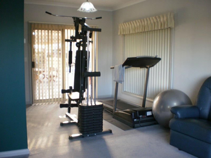 72 Parkman Avenue, Barham NSW 2732