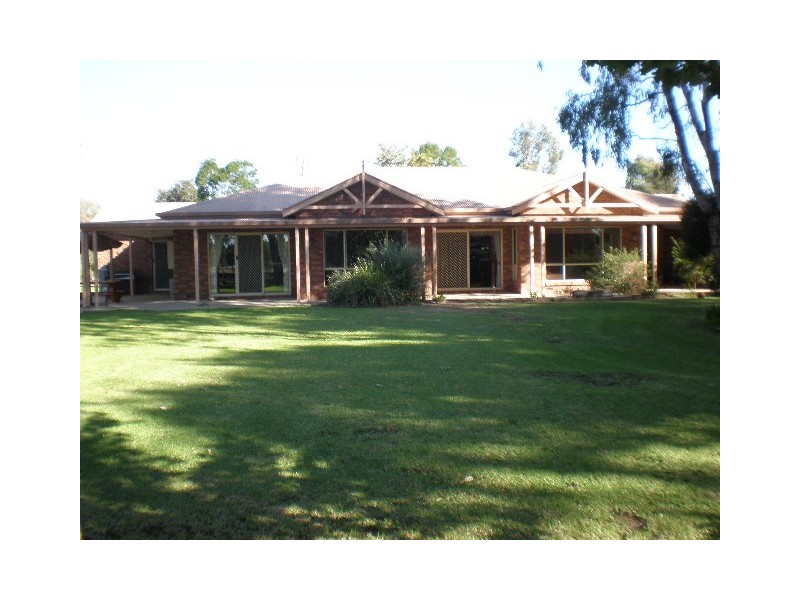 1 Eagle Street, Barham NSW 2732