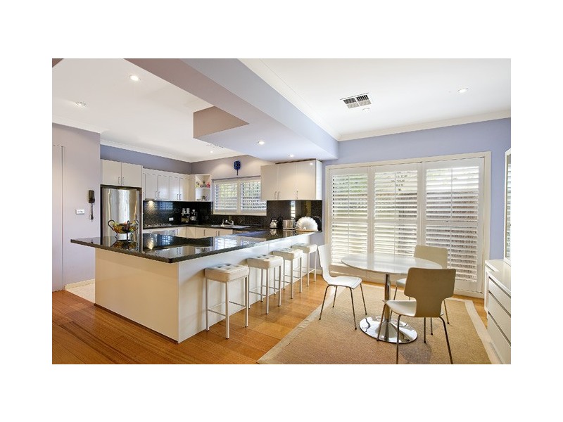 16 Palmerston Place, Seaforth NSW 2092