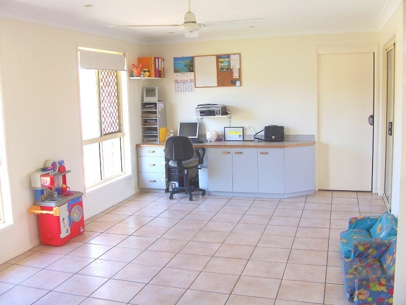Little Mountain QLD 4551