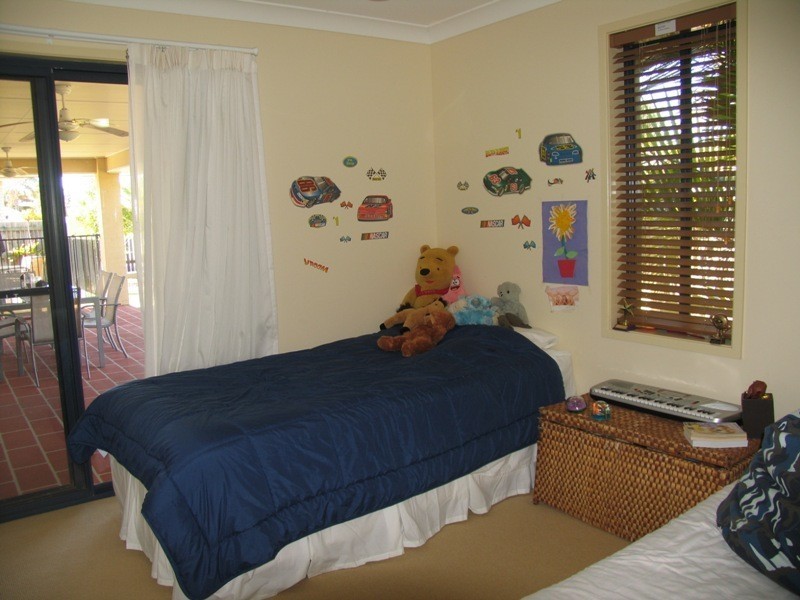 5 Hazeldyne Court, Pelican Waters QLD 4551