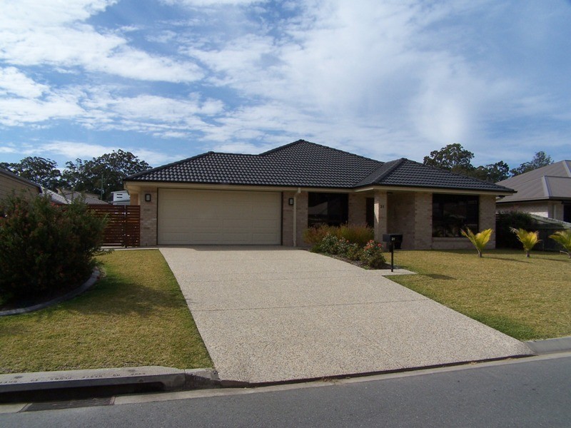 31 Cullen Drive, Little Mountain QLD 4551