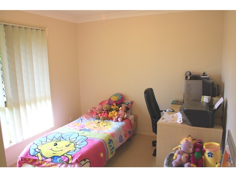 5 Blueberry Close, Little Mountain QLD 4551