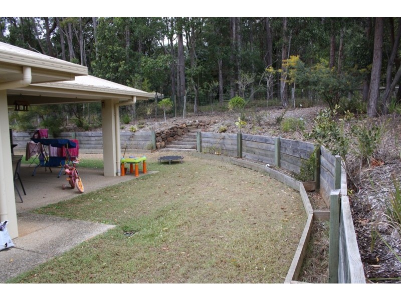 5 Blueberry Close, Little Mountain QLD 4551