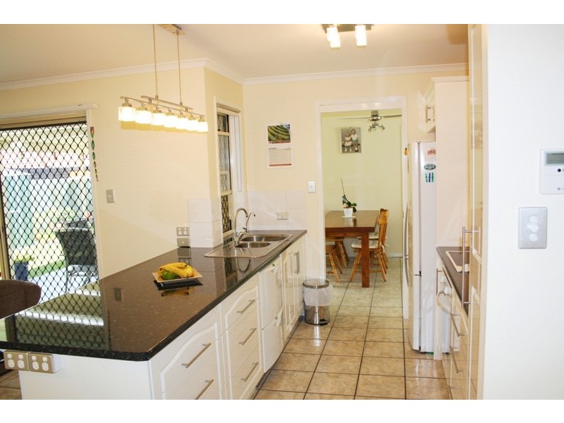 5 Livistona Cres, Currimundi QLD 4551