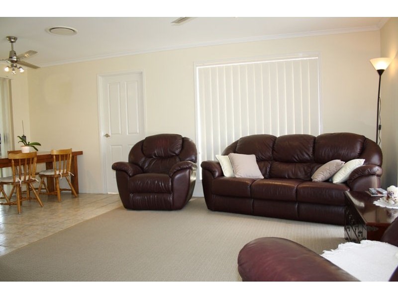 5 Livistona Cres, Currimundi QLD 4551