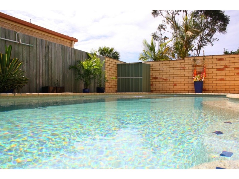 5 Livistona Cres, Currimundi QLD 4551