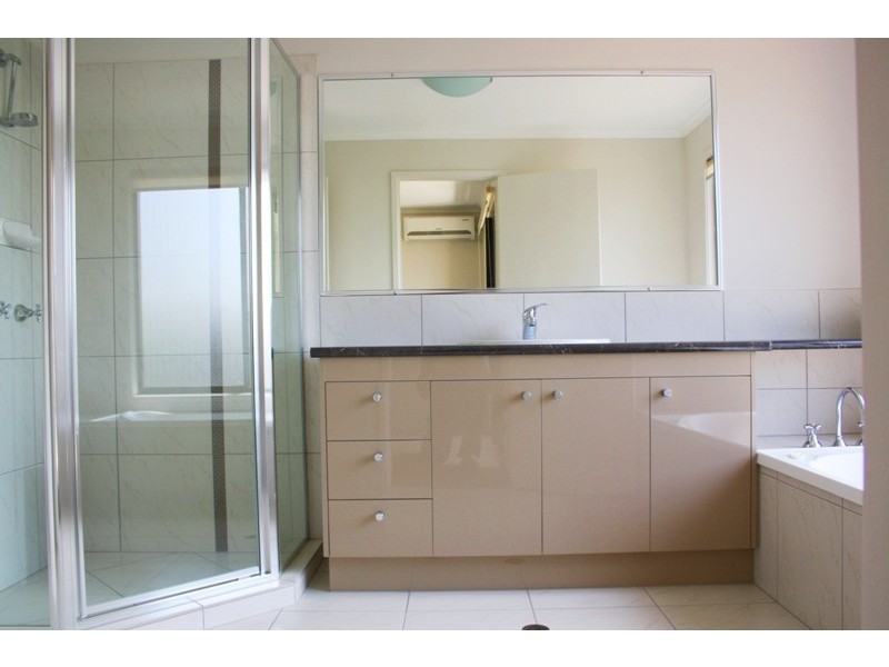 3/24 Simpson Road, Beerwah QLD 4519