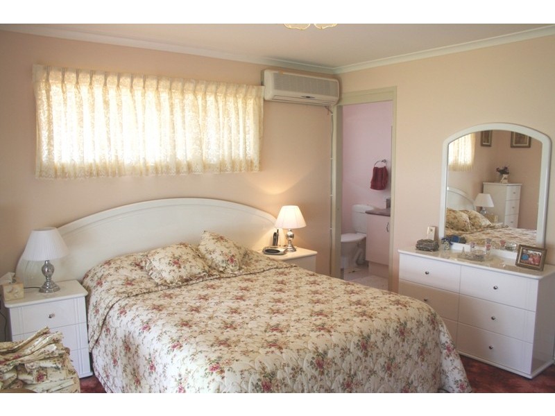 7 Sanctuary Place, Little Mountain QLD 4551