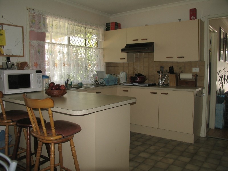 Warana QLD 4575