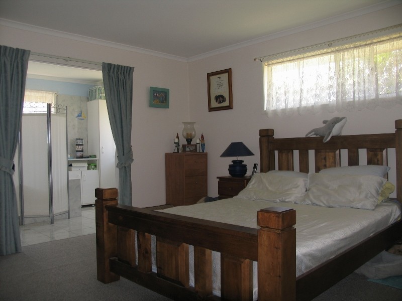 Warana QLD 4575