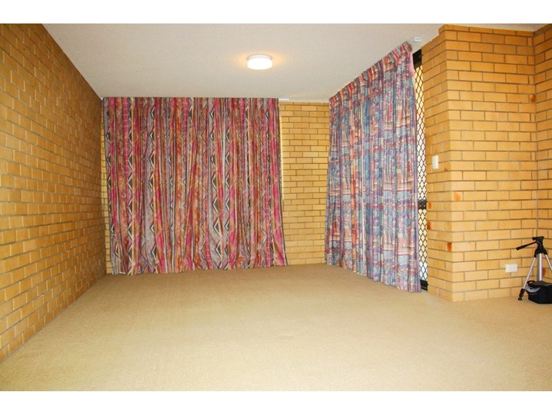 5/8 Coonowrin Street, Battery Hill QLD 4551