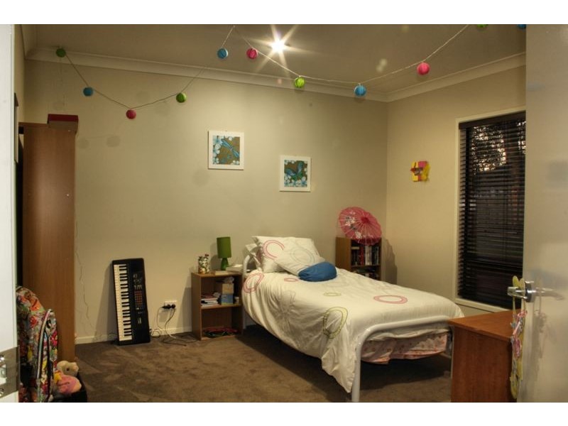 1 Teneale Street, Glass House Mountains QLD 4518