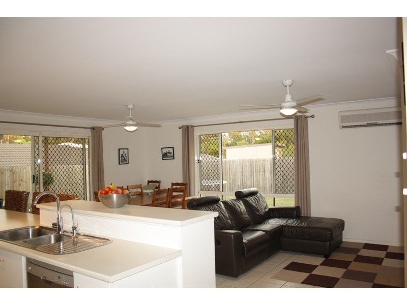 49 Gallery Place, Little Mountain QLD 4551